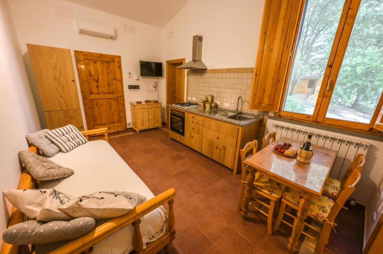 Agriturismo Poggio Al Pino Montelupo Fiorentino Luaran gambar