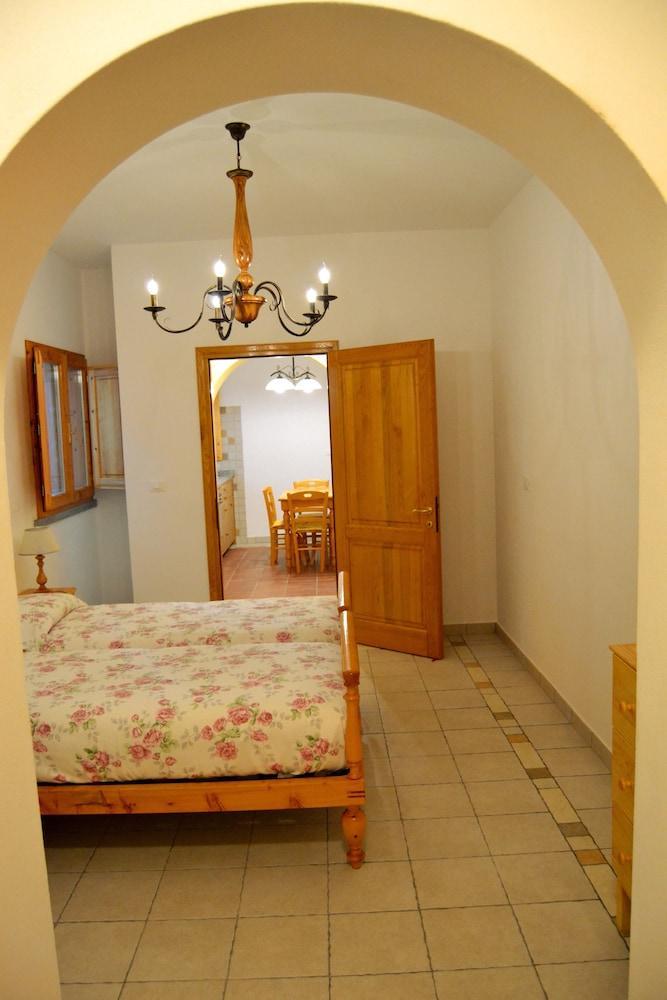 Agriturismo Poggio Al Pino Montelupo Fiorentino Luaran gambar