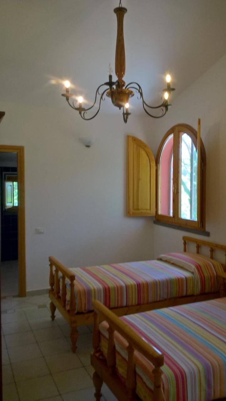 Agriturismo Poggio Al Pino Montelupo Fiorentino Luaran gambar